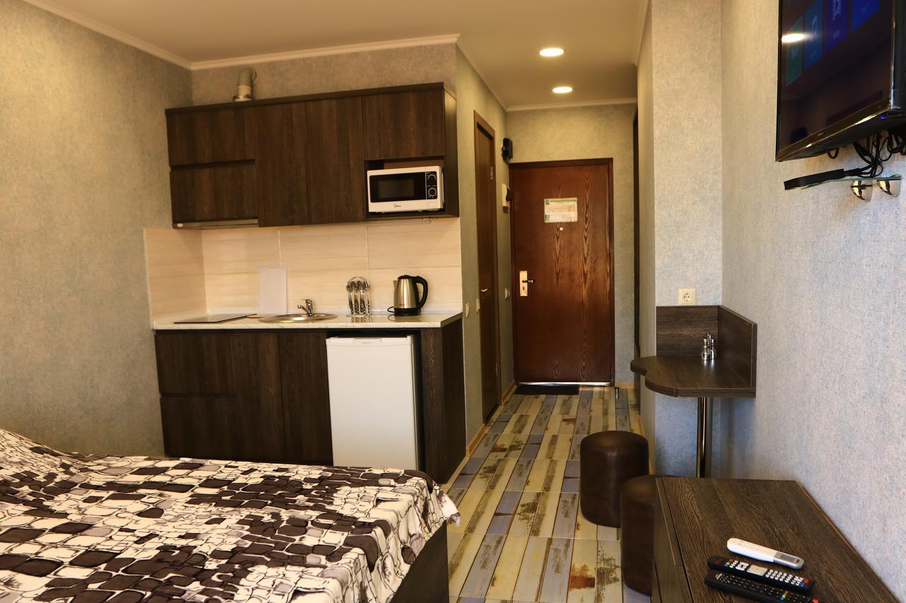 Apartament Denis In Apart-Otel Residenc Батуми Экстерьер фото